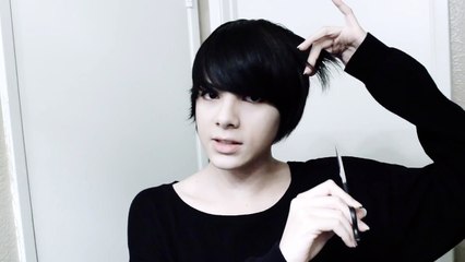 How to cut own hair (Pixie Cut)
