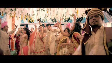 Adeel Chaudhry stars with Shahrukh Khan in an Indian ad