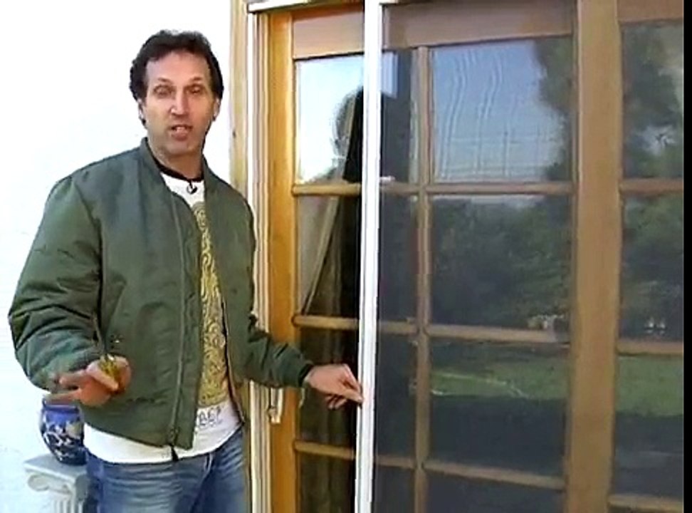 Sliding Screen Door Repair : Adjusting Sliding Screen Door Wheels