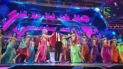 SHAHID KAPOOR PERFORMANCE IN FILMFARE AWARD - HD VIDEO MUST WATCH
