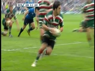 Agulla's wardrobe malfunction