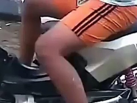 Super Kocak Aksi Standing Motor Terjun Bebas Hahaha