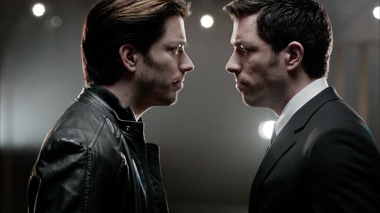 Brother vs. Brother | HGTV Asia