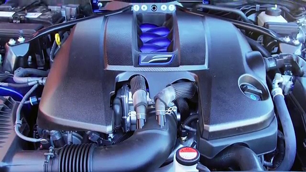 2015 BMW M4 vs 2015 Lexus RC F