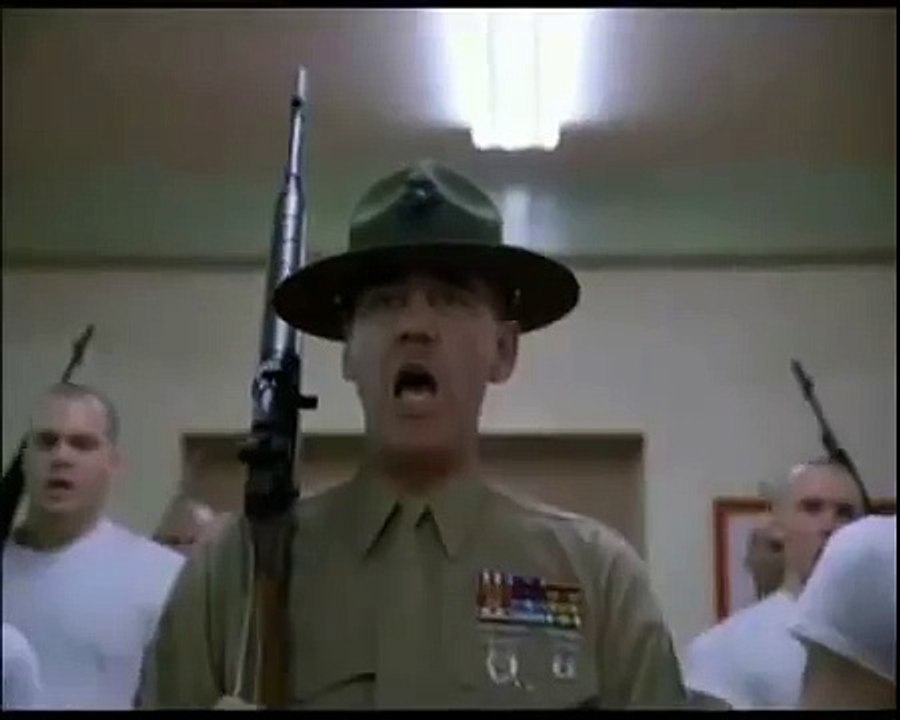 Full Metal Jacket - Sergente Hartman - Con lui ammazziamo e con questo Chiavam!