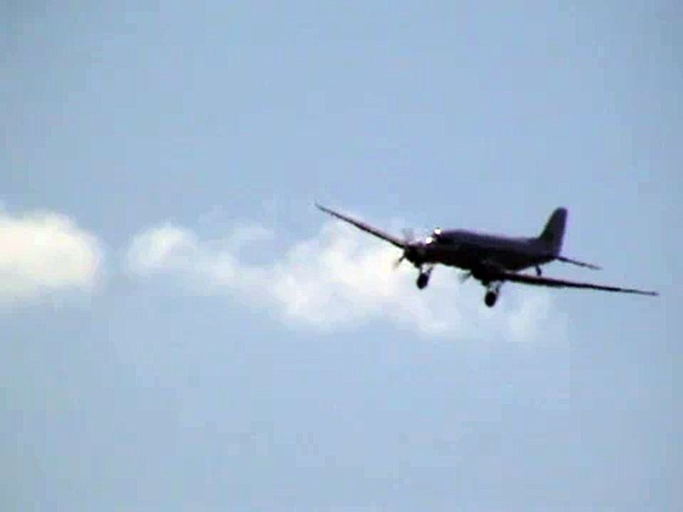DC-3 Dakota landing at Plymouth Airport