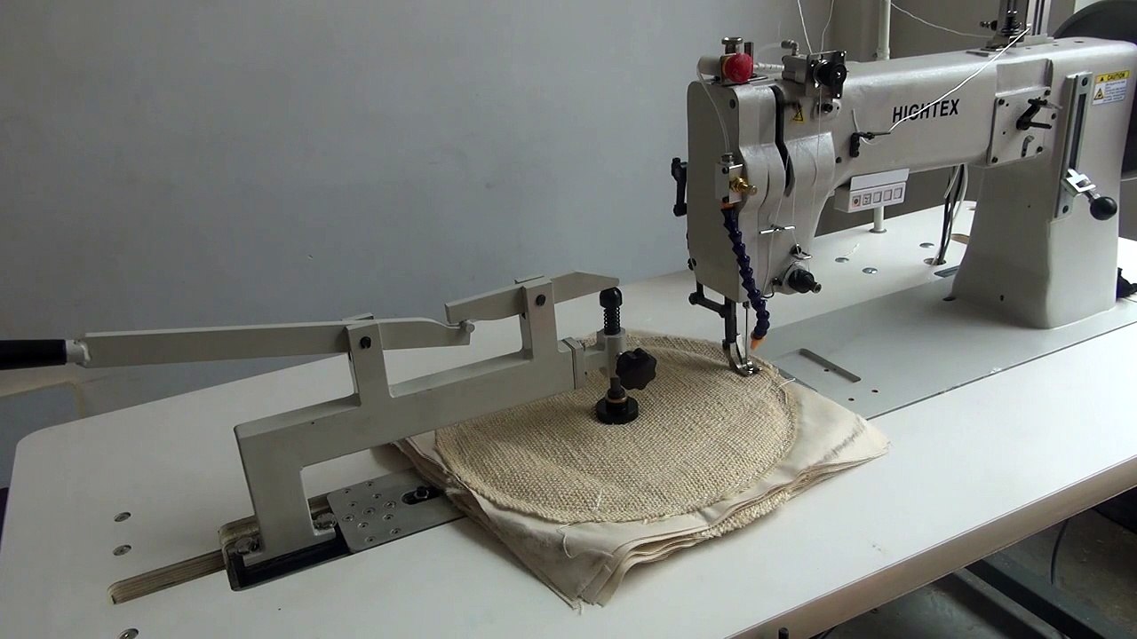 Machine à coudre pour roue de polissage