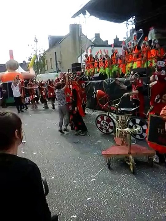 les sardines 1er carnaval de bretagne la cavalcade de scaër 25 mai 2015