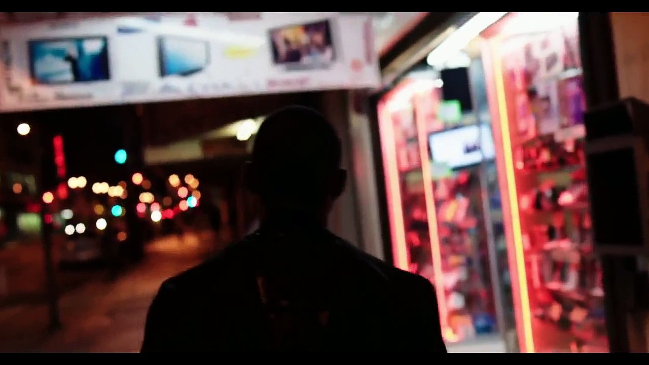 Usher ft. Nicki Minaj - She Came to Give It to You