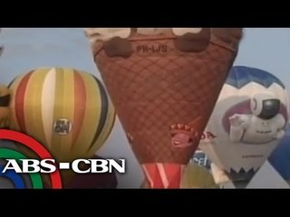 Giant hot air ballons float in Pampanga's skies