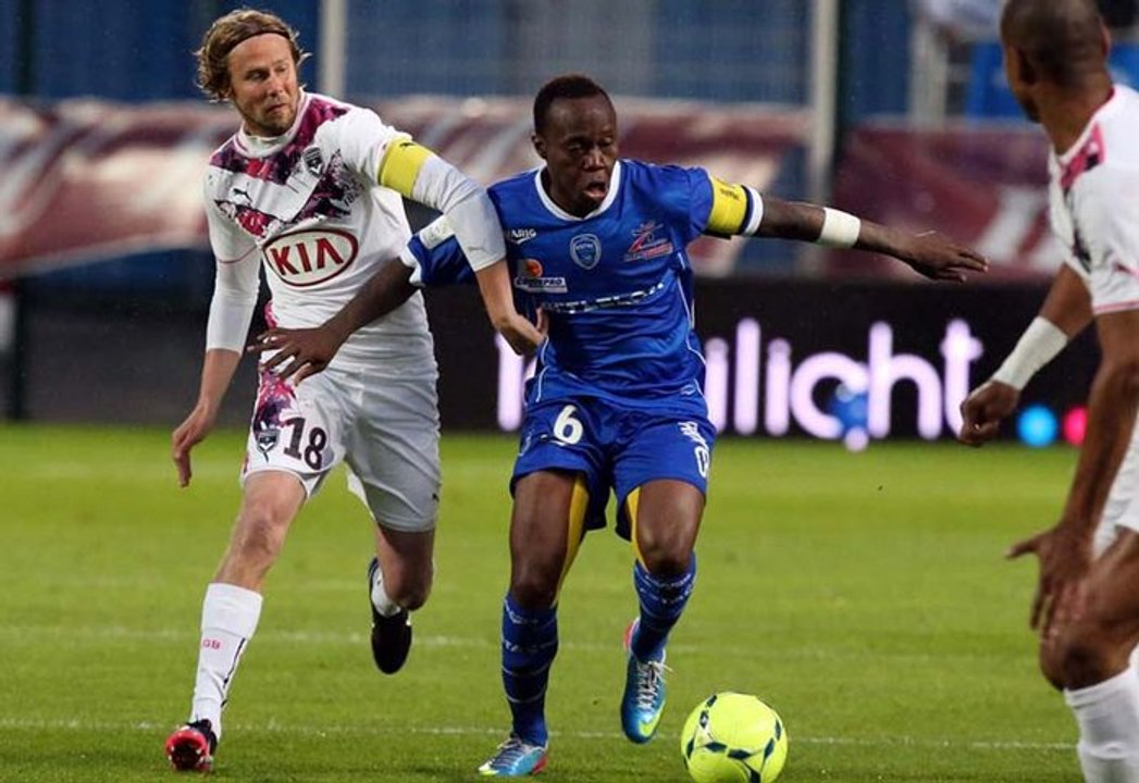 L1 - 2012/2013 - J.37 - Résumé Troyes-Bordeaux