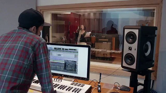 Game of Thrones Müzikali - Daenerys Targaryen (Red Nose Day)