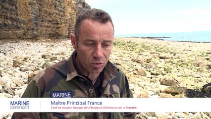 Opération de déminage à Englesqueville la Percée