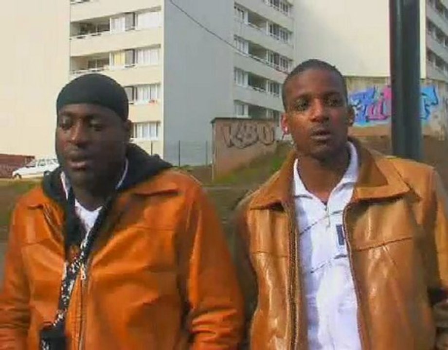 Regards2banlieue-couleurs-sous-les-drape