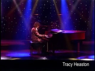 TRACY HEASTON - FASTEST PIANO PLAYER - Hands Blurry 12 inches above the keys!