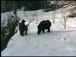 (GRAPHIC) Hawaii Boar Hunting with Knife and Dogs - GoPro