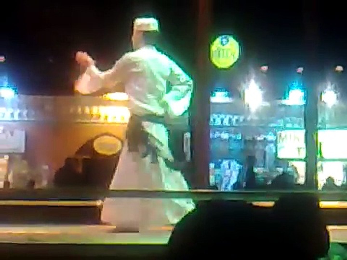 ⁣رقص شرقي ( رجل بتحدى كل الراقصات ) belly dance 3omaRxal7ooB