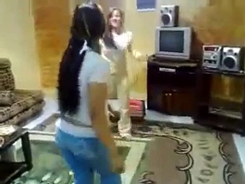 رقص دو دختر ناز لبناني در خونه two Arab girls dancing at home