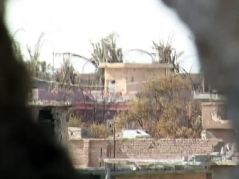 Irak: une cinquantaine de morts dans un attentat de l'EI à Bagdad (2)