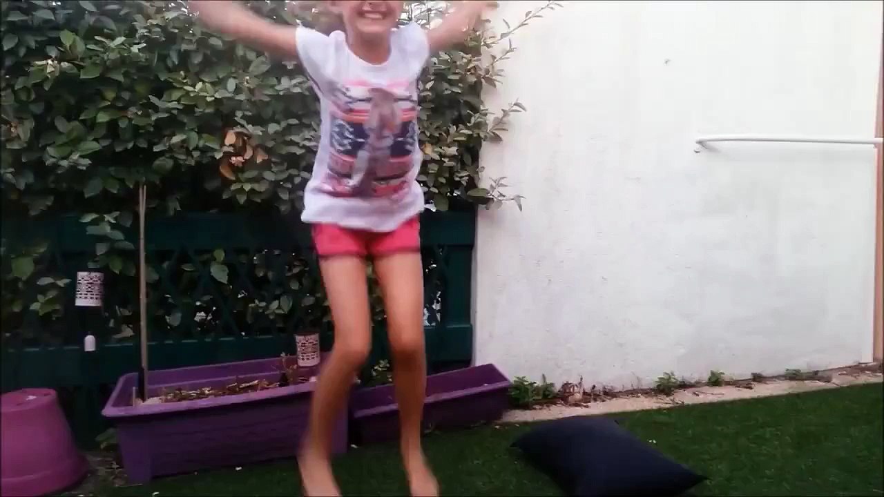 gymnastique avec ma soeur