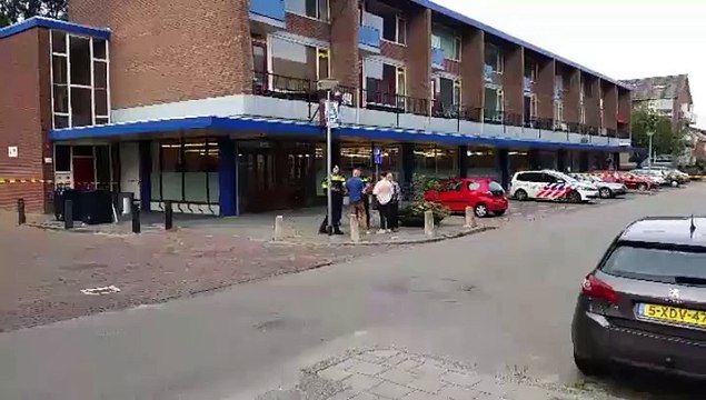 Supermarkt in stad Groningen overvallen door man met vuurwapen - RTV Noord