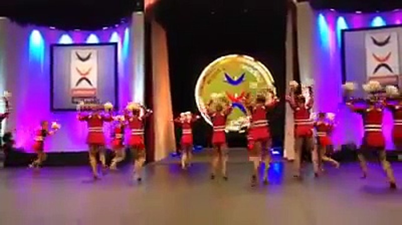 Team USA Pom (Minnesota Dance Team) at ICU Worlds