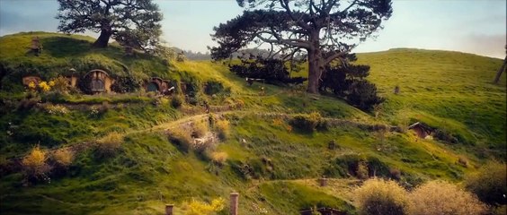 The Hobbit: An Unexpected Journey - Bilbo running through the Shire