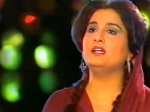 Hamara Parcham Yeh Pyara Parcham - Naheed Akhtar - HD