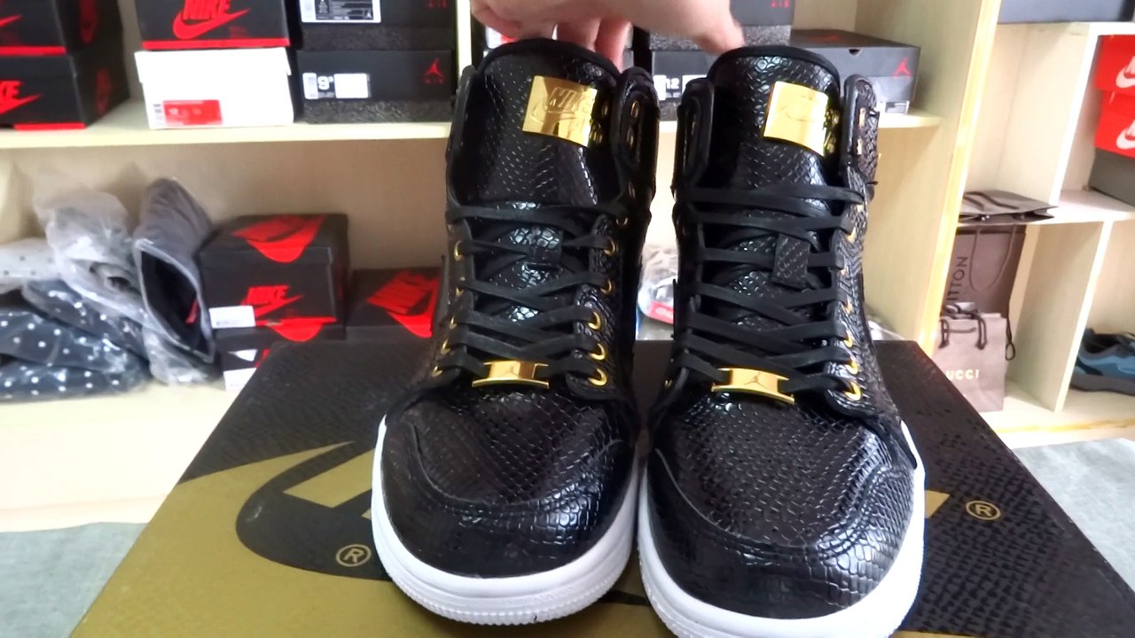 AIR JORDAN 1 HIGH PINNACLE WHITE/BLACK GOLD