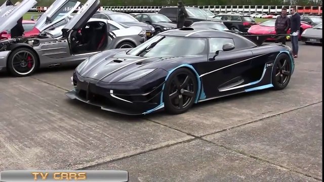 Koenigsegg One1 VS Lamborghini Huracan VS Porsche 997 Turbo VS Classe E | Drag Race VMAX200