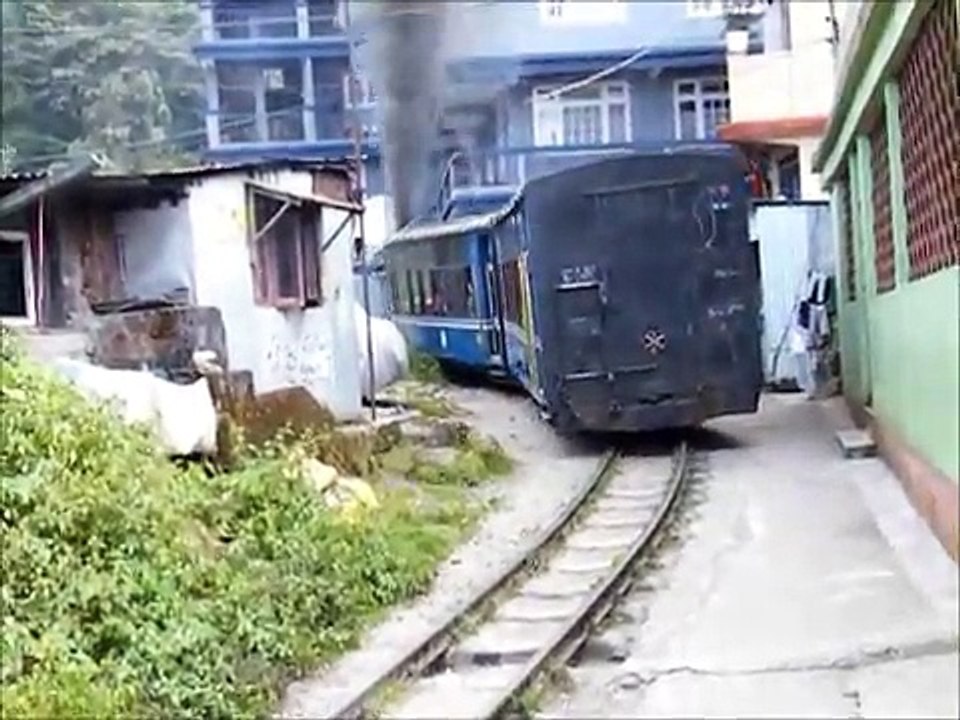 世界一周：世界の車窓から、ダージリンのトイトレイン／Toytrain Darjelling,India