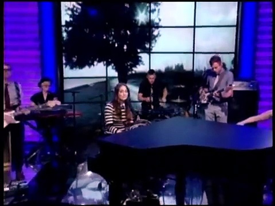 Sara Bareilles Brave, I choose you, on "Live w/ Michael & Kelly"