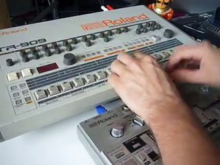 ASZENT -- TB-303 loves the TR-909