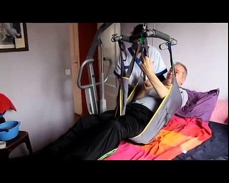Lève-personne pour transfert lit/fauteuil Birdie compact d'Invacare (patient lifting hoist )