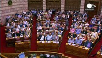 موافقت پارلمان یونان با برنامه جدید ریاضت اقتصادی سیپراس
