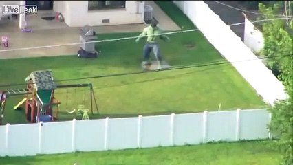 LiveLeak - Massive 'Hulk' Statue Interrupts News Station's Flood Coverage-copypasteads.com