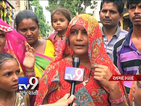 Elisbridge cops thrash street vendors unnecessarily, Ahmedabad - Tv9 Gujarati