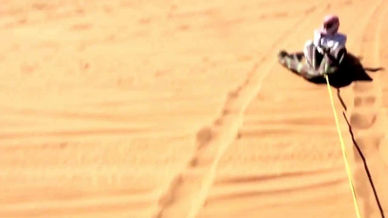 التزلج على الرمال Skiing in the dirt