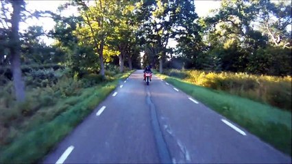 R1 Smart car vs Kawasaki zxr 750