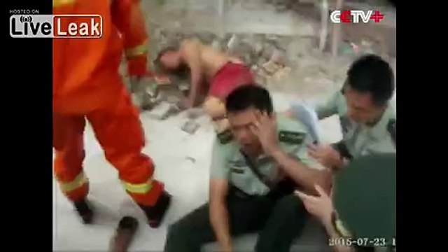 Полицеский спас суицидника ценой своей жизни