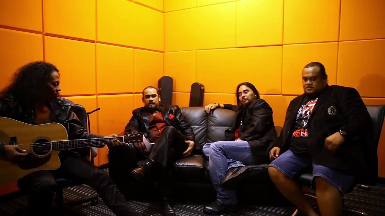 BISA YANG TERTUNDA