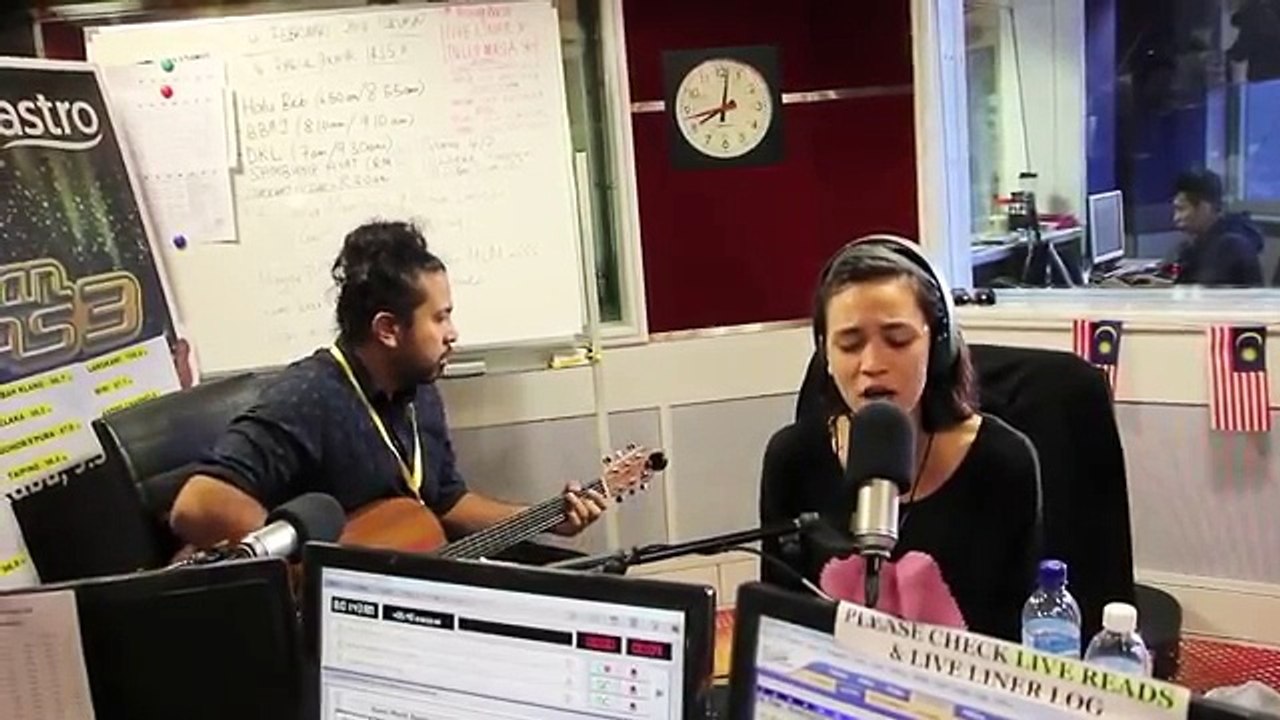 Diana Danielle dan Loque Monoloque di Sinar Pagi