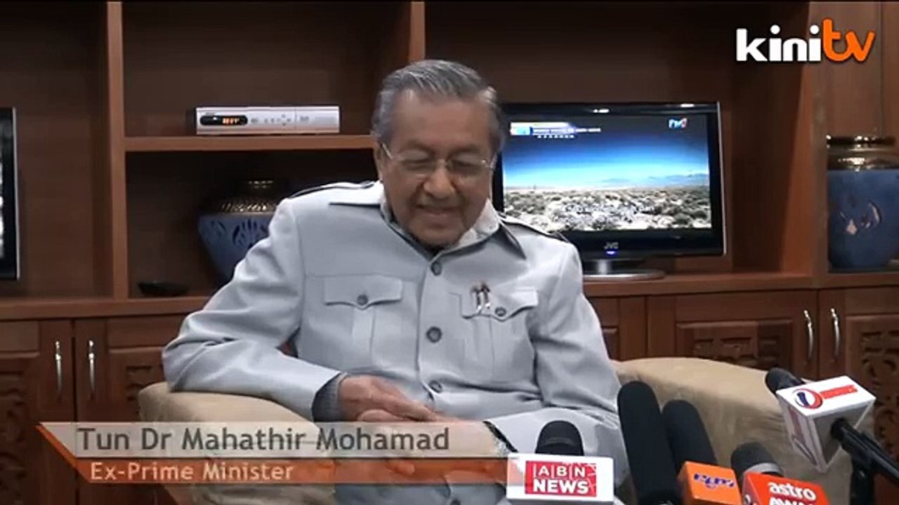 Beli pesawat baru, kerajaan sekarang lebih kaya, kata Mahathir