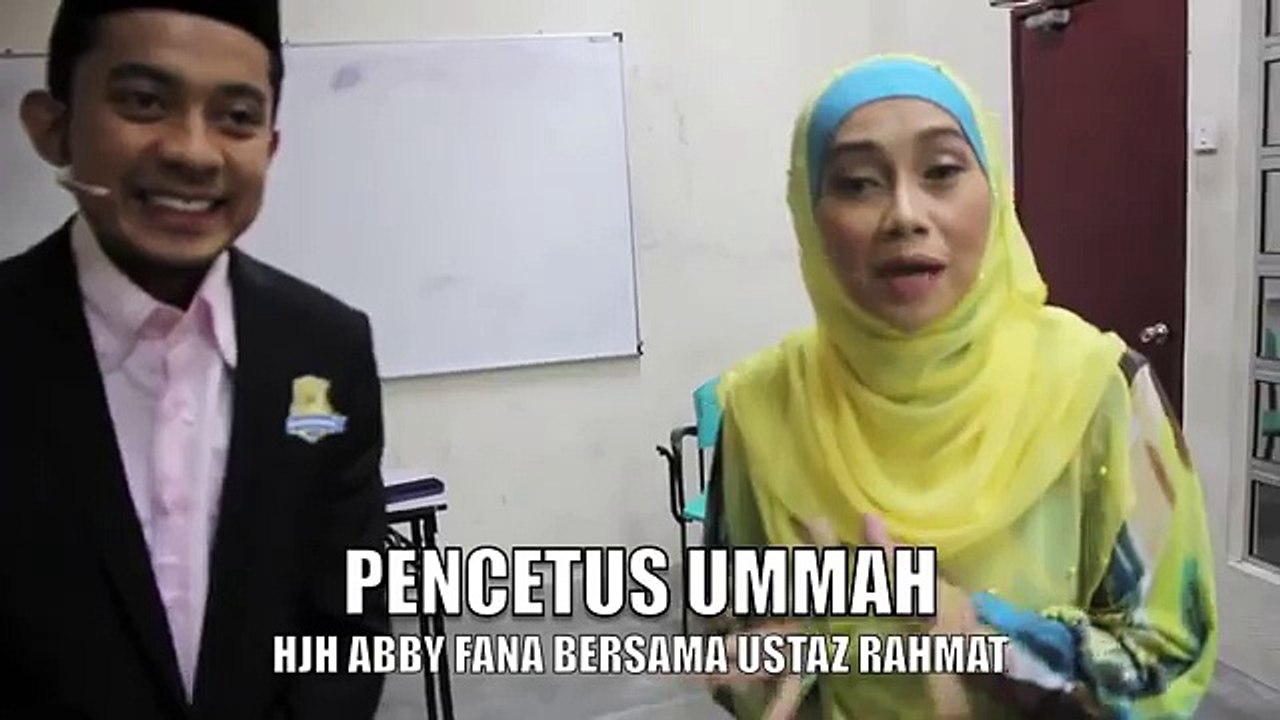 HJH ABBY FANA BERSAMA USTAZ RAHMAT   PESERTA PENCETUS UMMAH