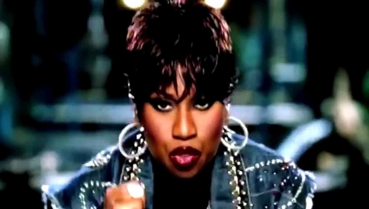 Missy Elliott Grammys 2015 Tribute - Work It Vs Get Your Freak On