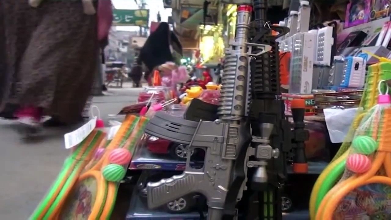 Deadly games with toy guns in Pakistan