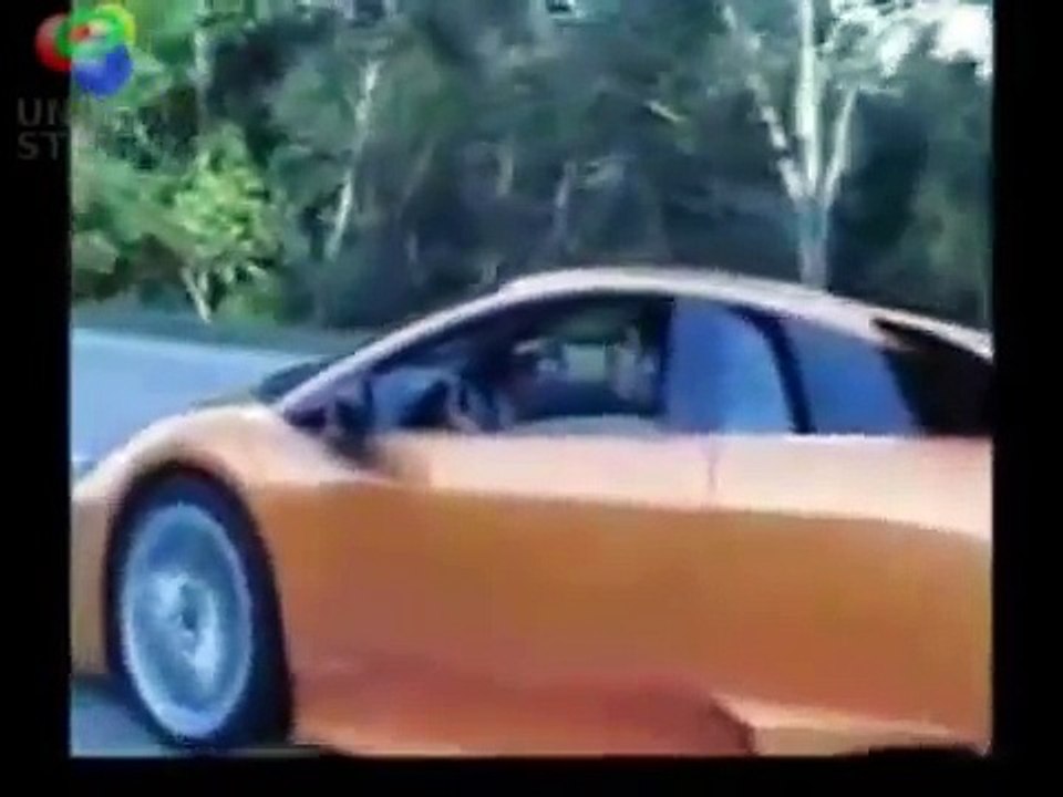 Toyota Supra toying with a Lambo Murcielago