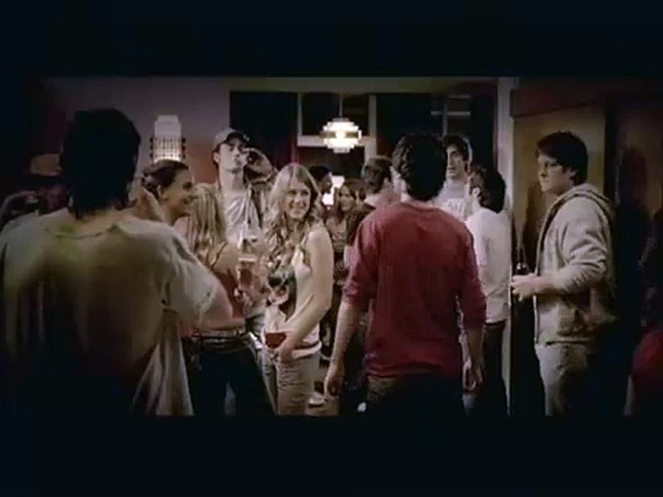 Comercial Cerveza Escudo.