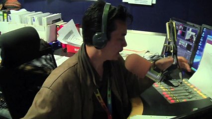 SINAR PAGI 27 APRIL 2011  JOM LAYAN SMS