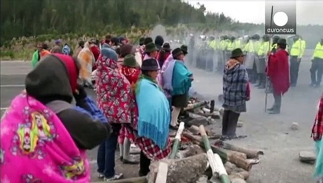 Еквадорці протестують проти наміру президента узурпувати владу